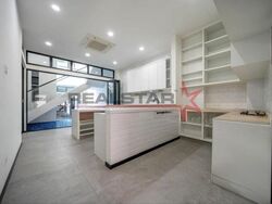 Telok Kurau Road (D15), Terrace #497011201